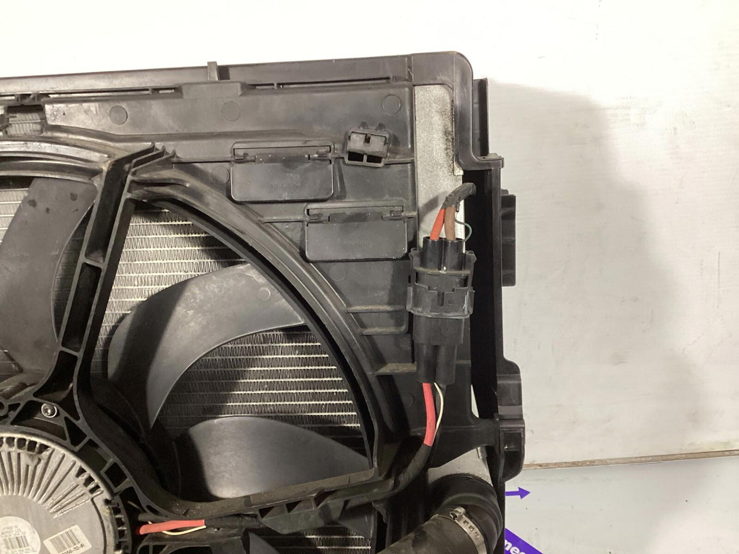 2007-2013 BMW E70 X5 Radiator Condenser Intercooler w & Electric Cooling Fan OEM