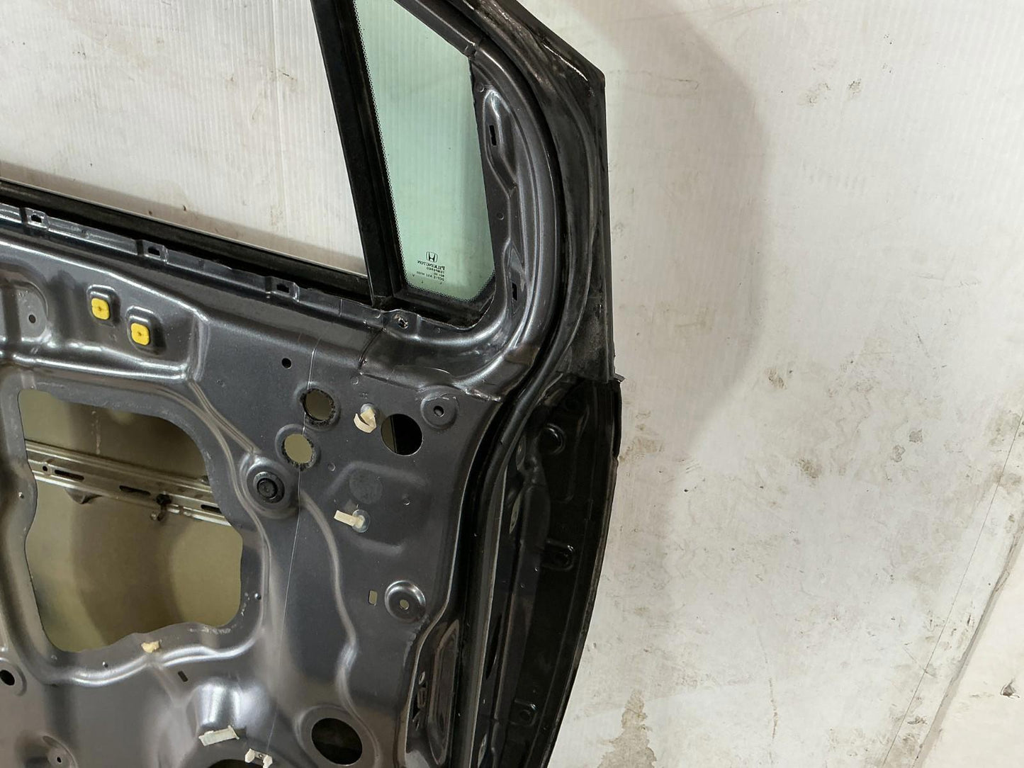 2018 - 2023 Honda Odyssey Front Left Driver Side Door Shell Panel OEM