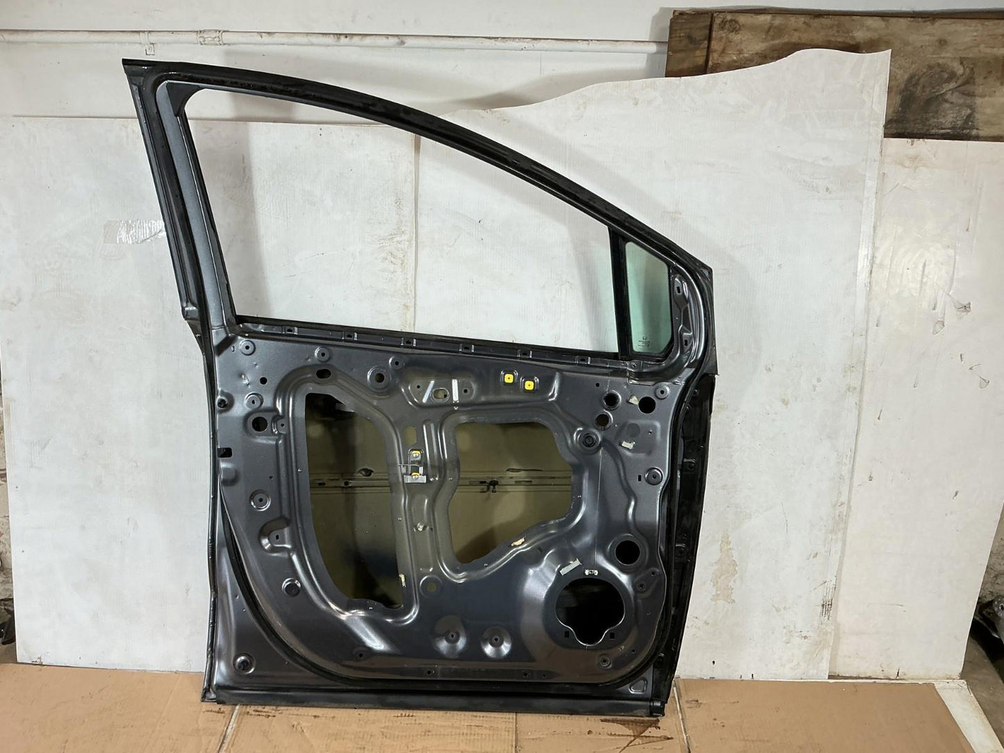 2018 - 2023 Honda Odyssey Front Left Driver Side Door Shell Panel OEM