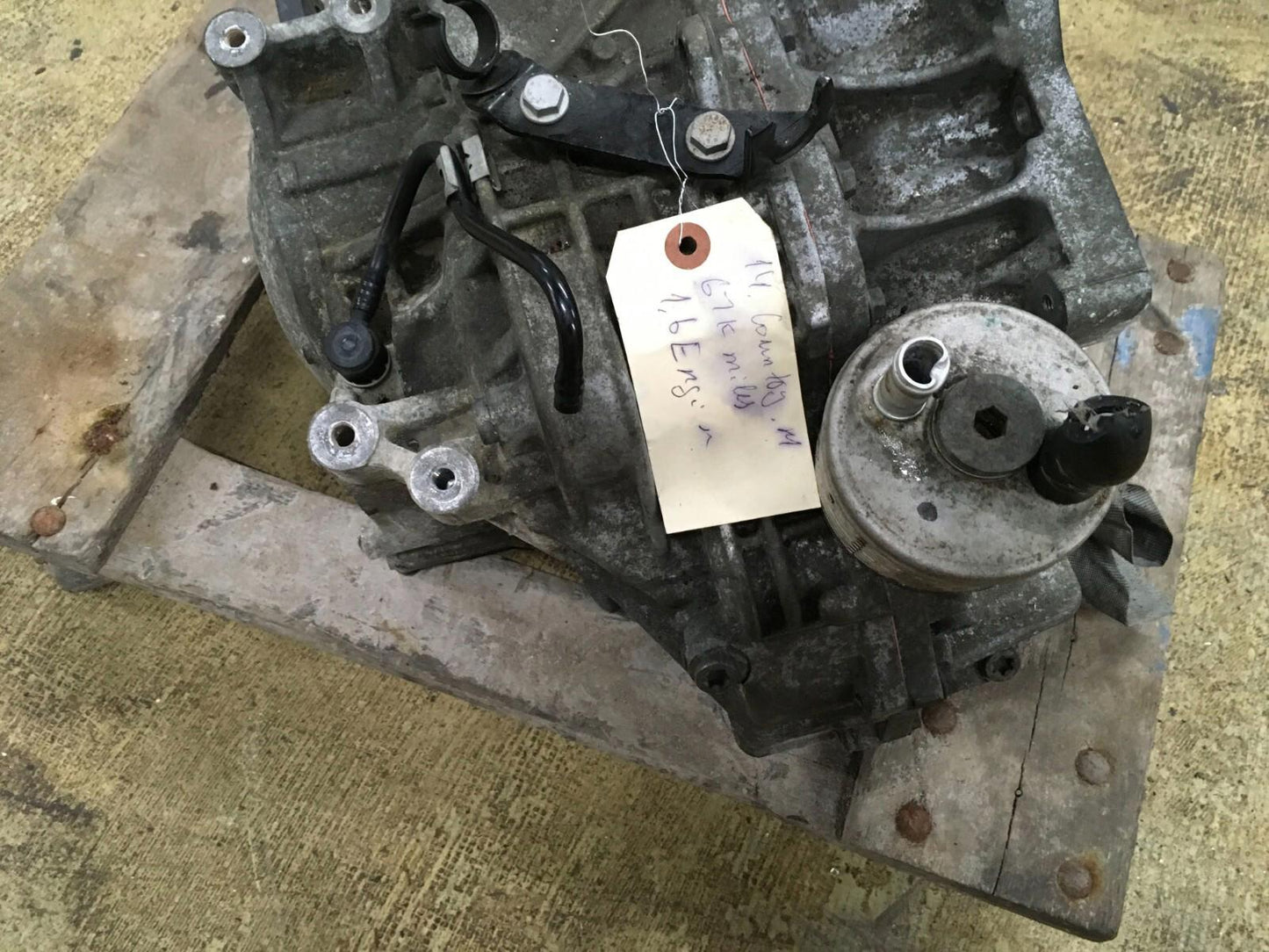 2011 - 2016 MINI COOPER COUNTRYMAN R60 1.6L AUTOMATIC TRANSMISSION 67K OEM .