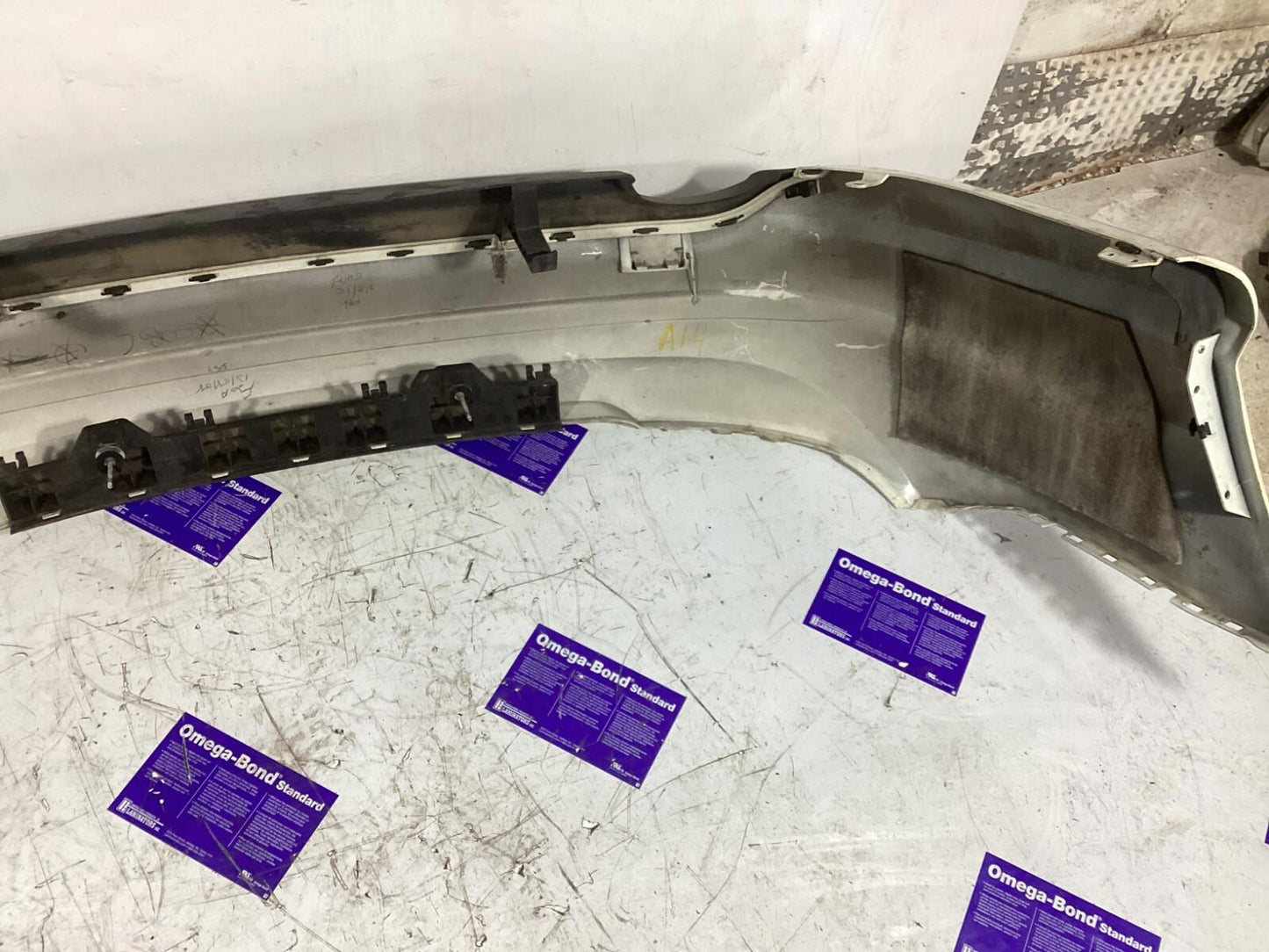 2008-2011 Mercedes-Benz C300 Rear Bumper Cover Assembly OEM .
