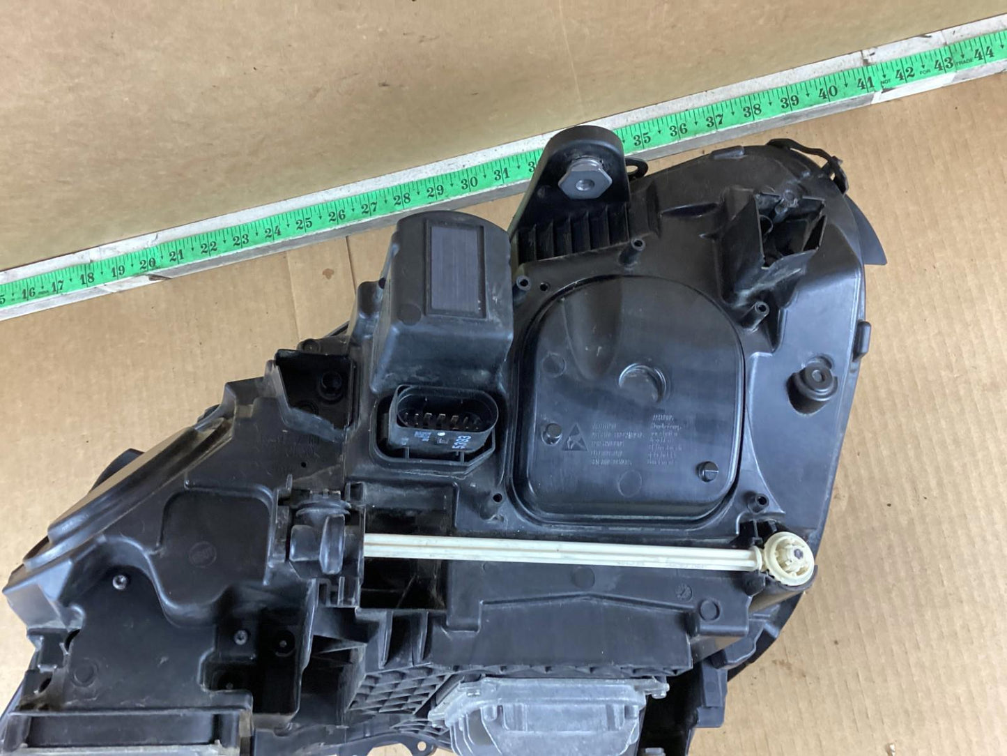 2012-2014 Mercedes-Benz E550 W212 Front Right Adaptiv LED Headlight Assembly OEM