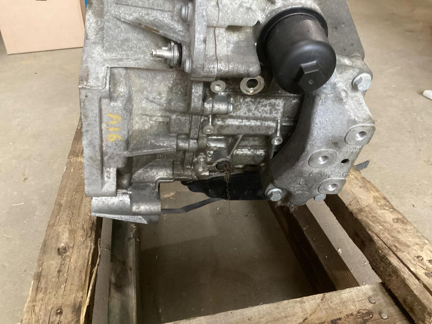 2013 - 2016 AUDI A3 Automatic Transmission Gearbox 02E409061D OEM