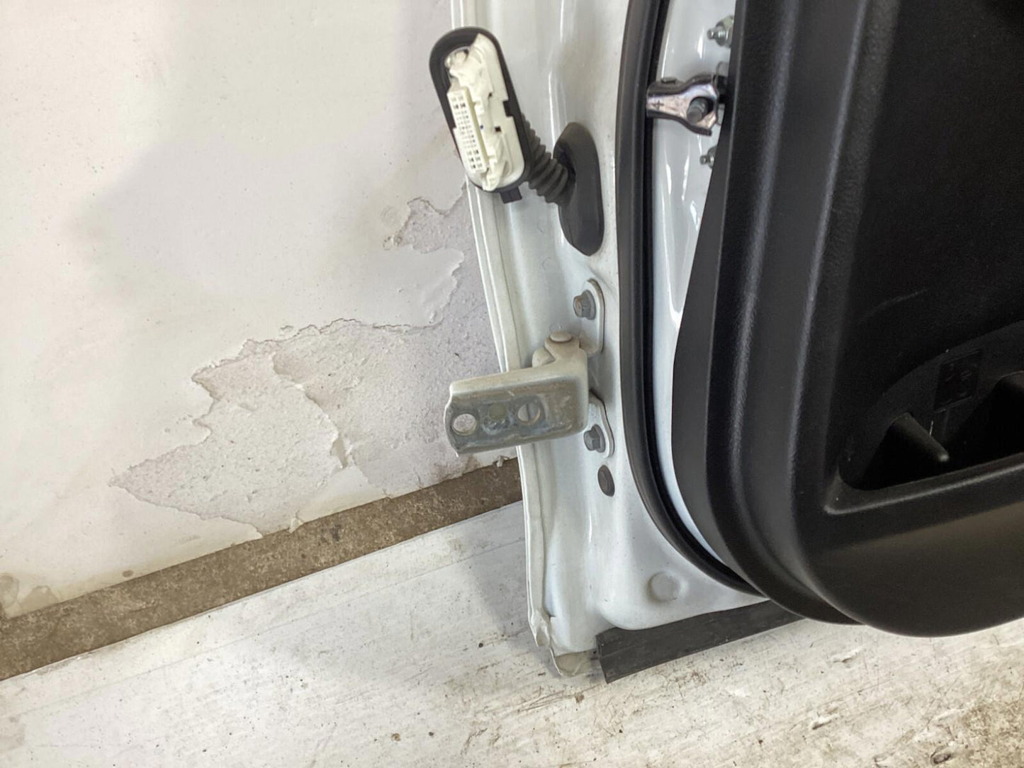 2012-2017 Toyota Camry Rear Passenger Side Complete Door Assembly w/ Glass - OEM