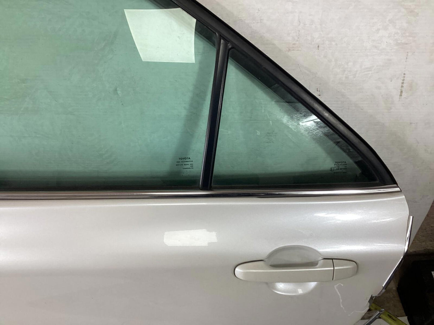 2015-2017 Toyota Camry Rear Driver Side Complete Door Assembly w/ Glass - OEM .