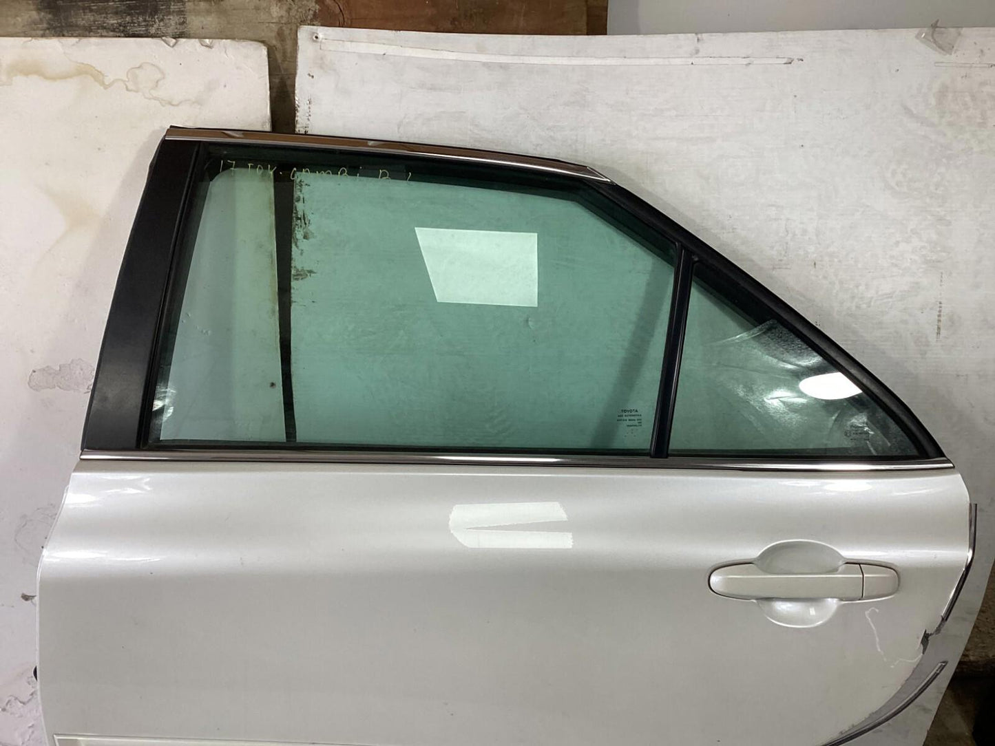 2015-2017 Toyota Camry Rear Driver Side Complete Door Assembly w/ Glass - OEM .