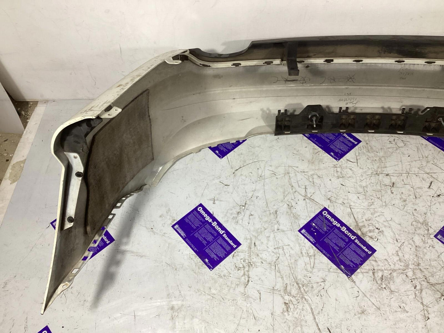 2008-2011 Mercedes-Benz C300 Rear Bumper Cover Assembly OEM .