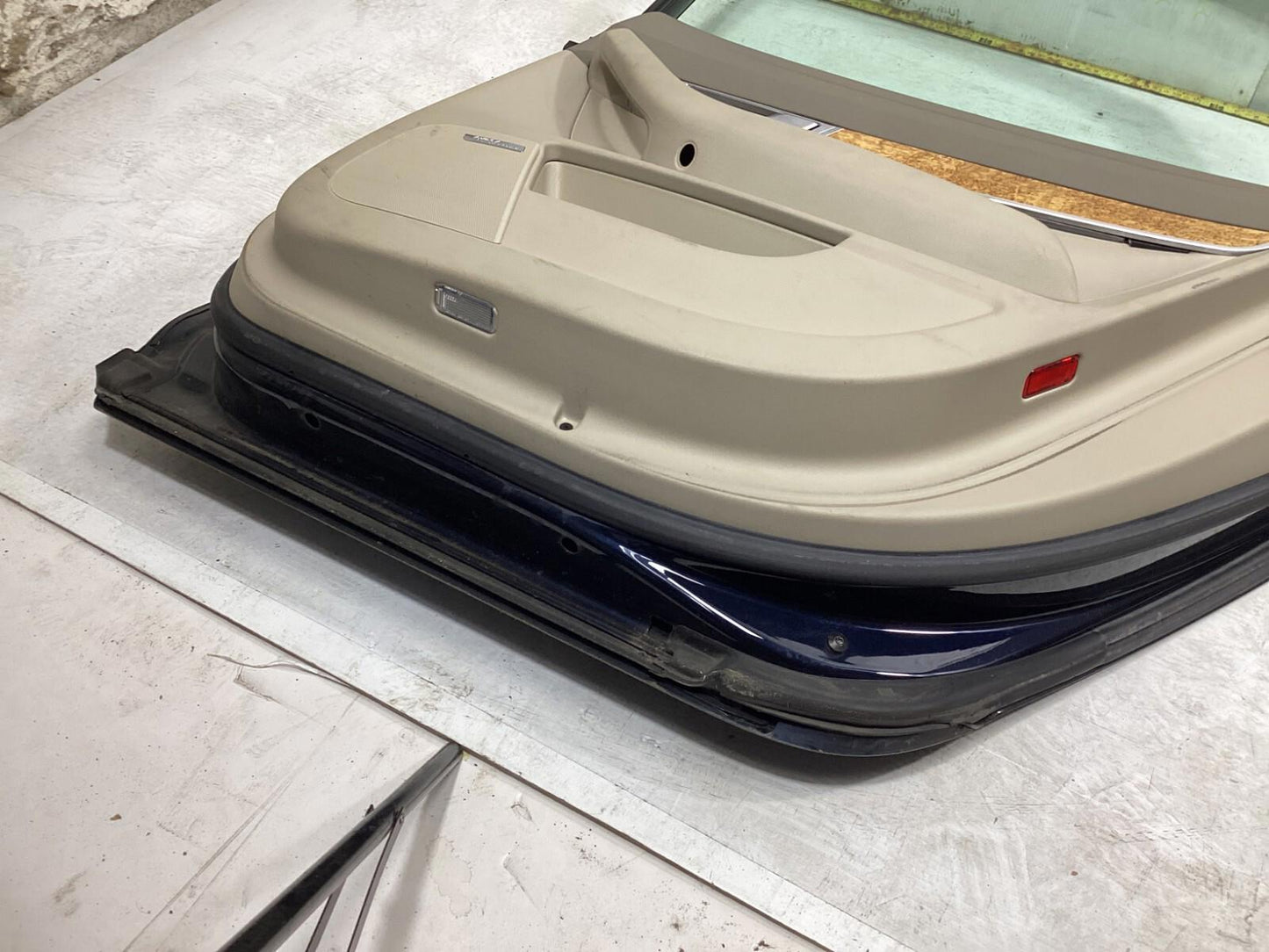 2008-2010 AUDI A6 - REAR RIGHT SIDE DOOR SHELL PANEL W/ GLASS OEM .