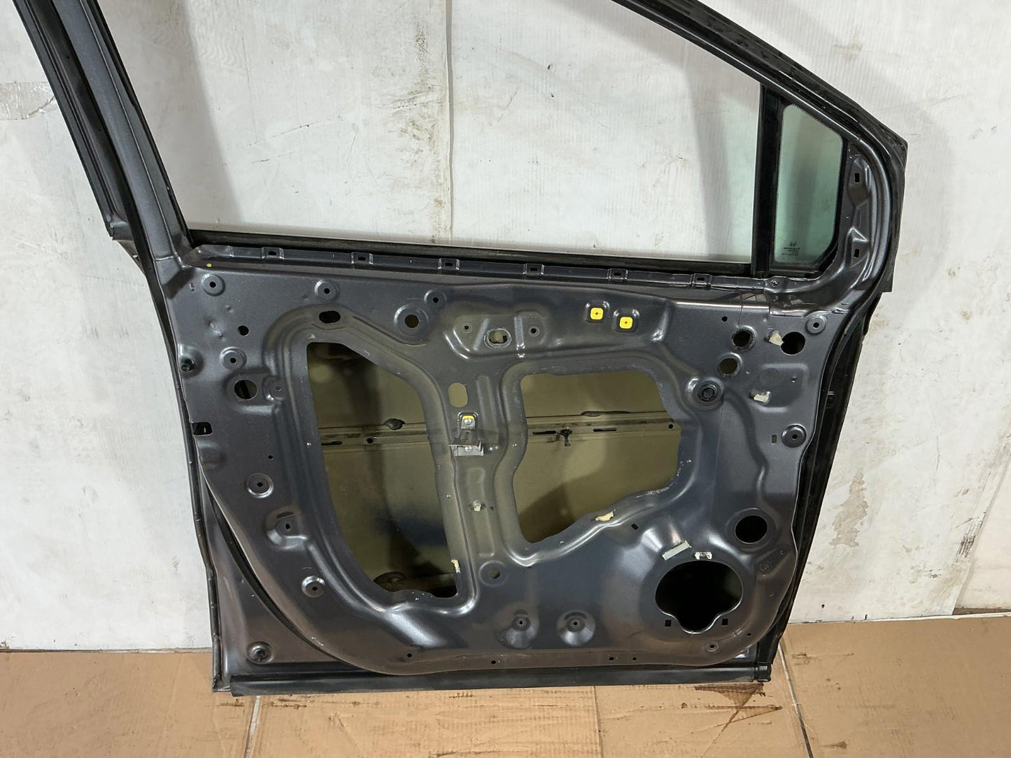 2018 - 2023 Honda Odyssey Front Left Driver Side Door Shell Panel OEM
