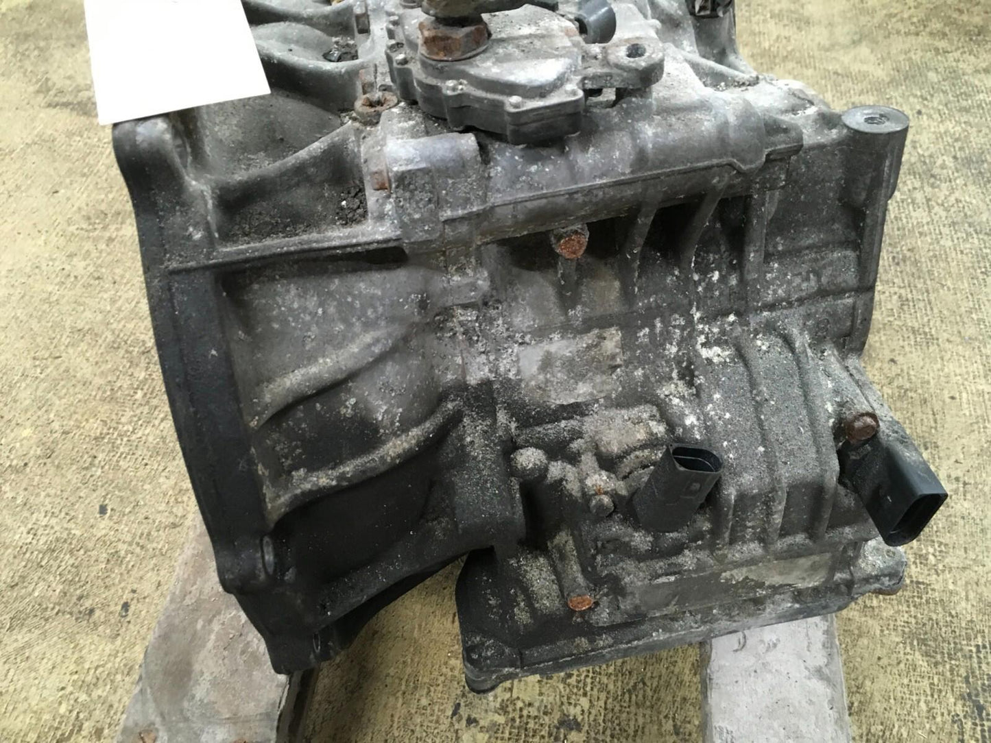 2011 -2016 MINI COOPER COUNTRYMAN 1.6L AUTOMATIC TRANSMISSION 156K OEM .