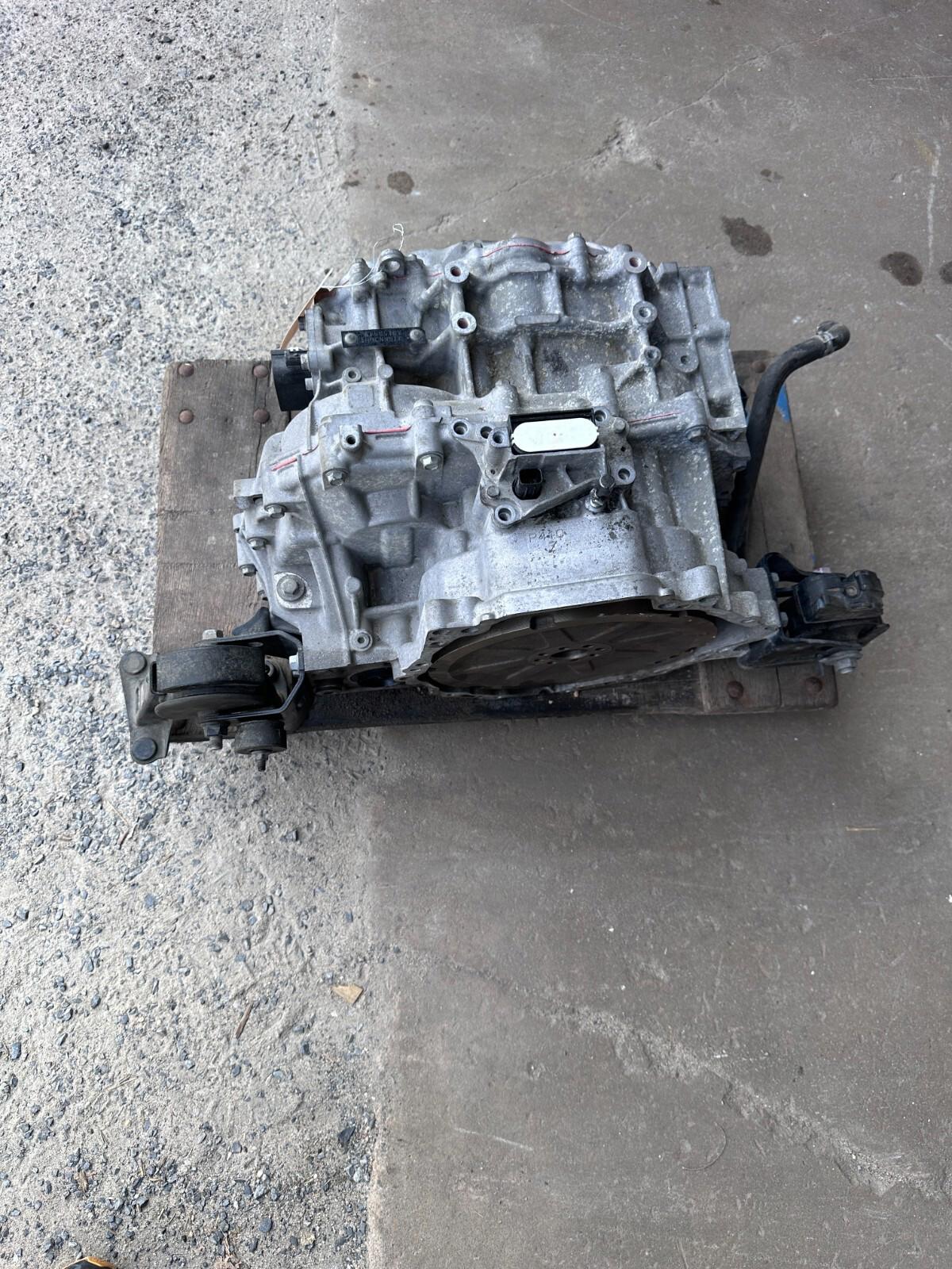 2010 - 2015 Toyota Prius Automatic Transmission Assembly 168K Miles OEM .
