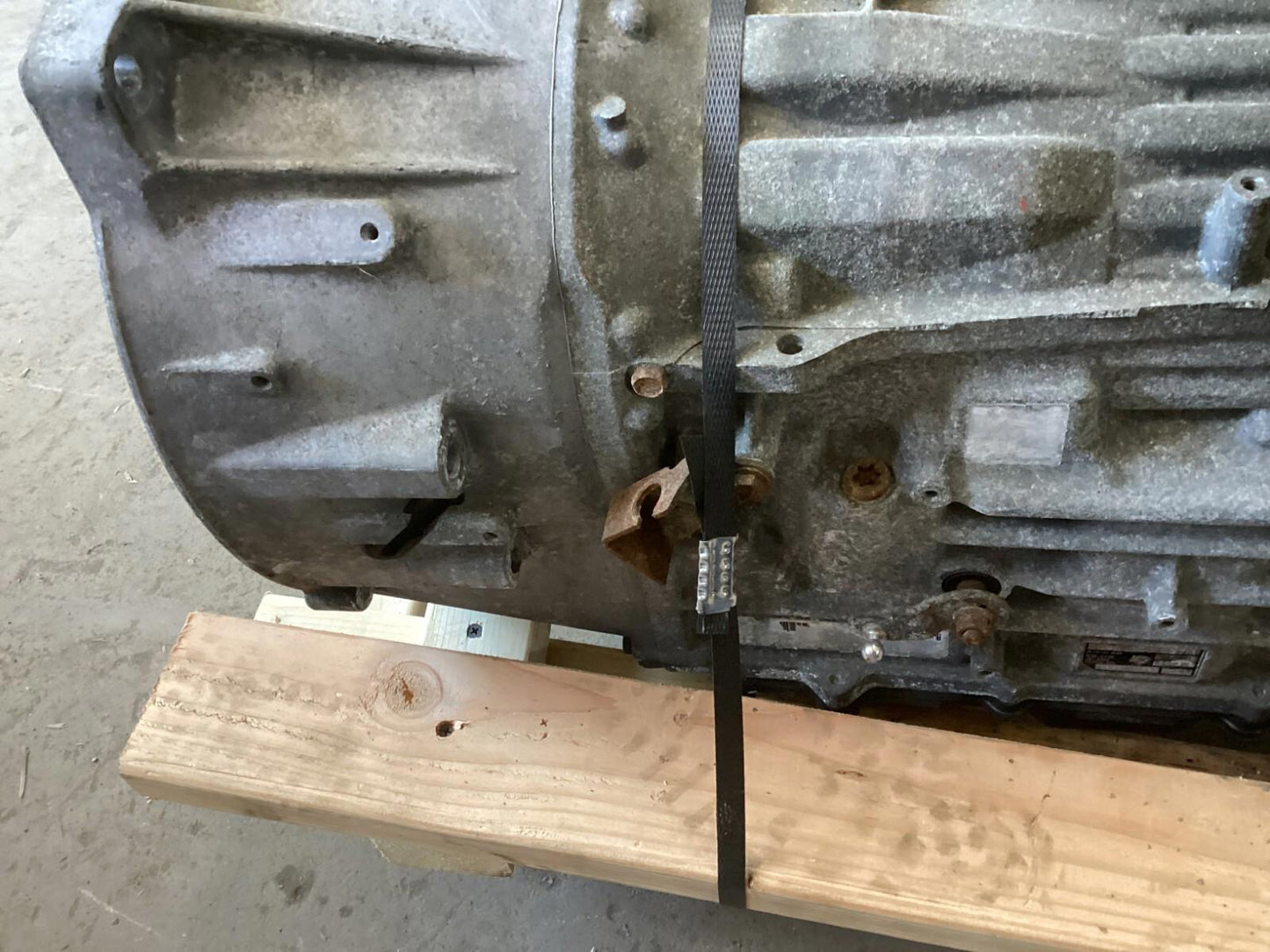2008 - 2010 Porsche Cayenne AWD Automatic Transmission 169k Miles 09D300037M OEM
