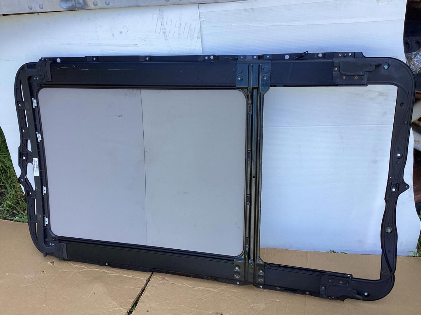 2008-2013 BMW X5 E70 UPPER PANORAMIC SUNROOF MOONROOF ROOF WINDOW GLASS OEM .