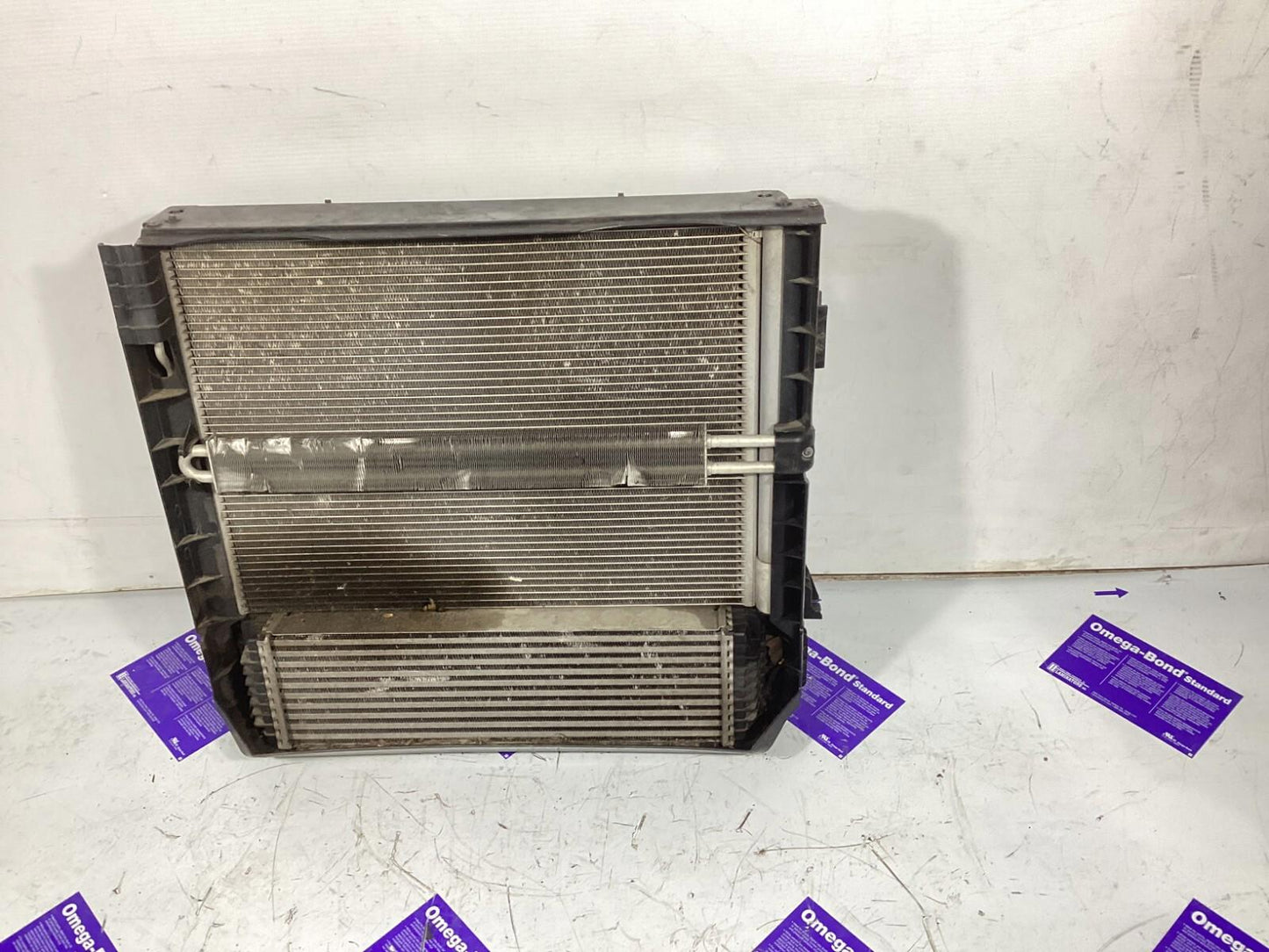 2007-2013 BMW E70 X5 Radiator Condenser Intercooler w & Electric Cooling Fan OEM