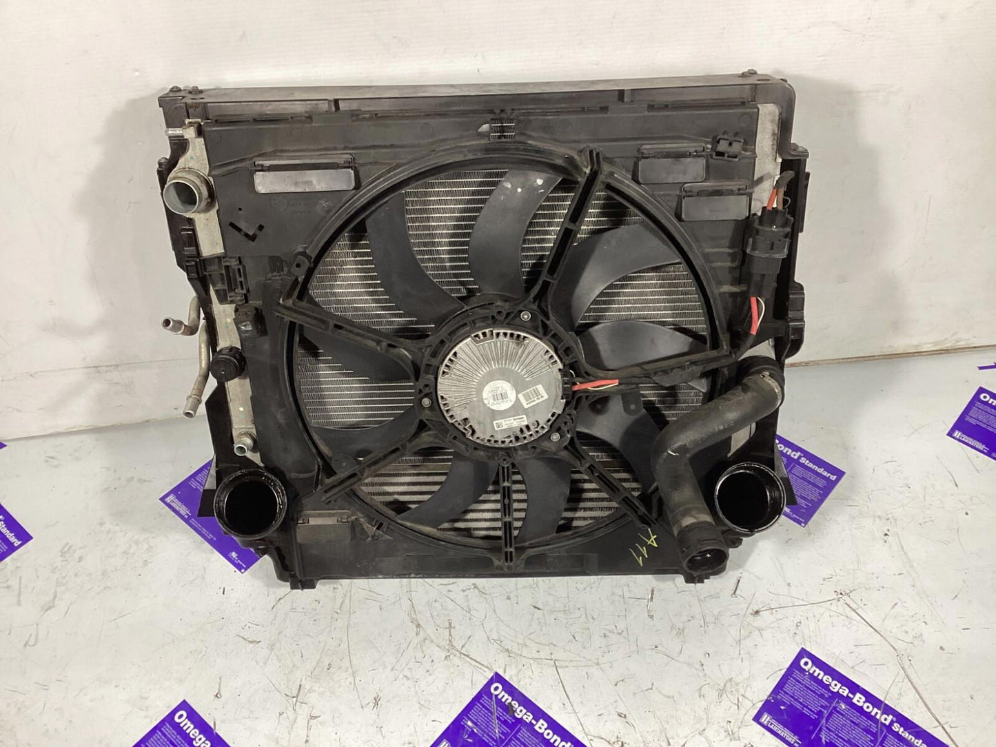 2007-2013 BMW E70 X5 Radiator Condenser Intercooler w & Electric Cooling Fan OEM