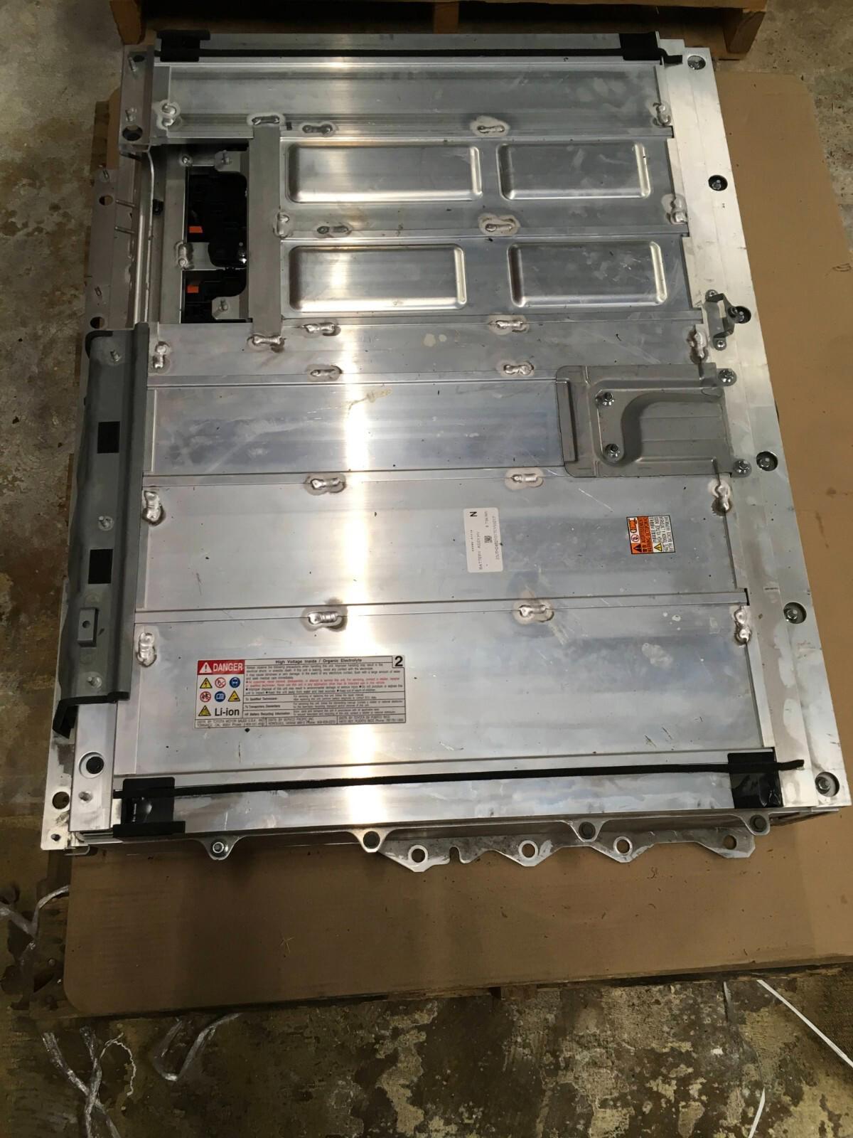 2017 - 2022 Toyota Prius Prime Hybrid Battery G9280-47210 OEM .