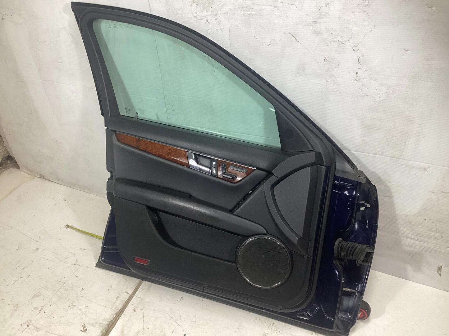 2008 - 2014 MERCEDES BENZ C300 DRIVER LEFT FRONT DOOR W/ DOOR PANEL OEM .