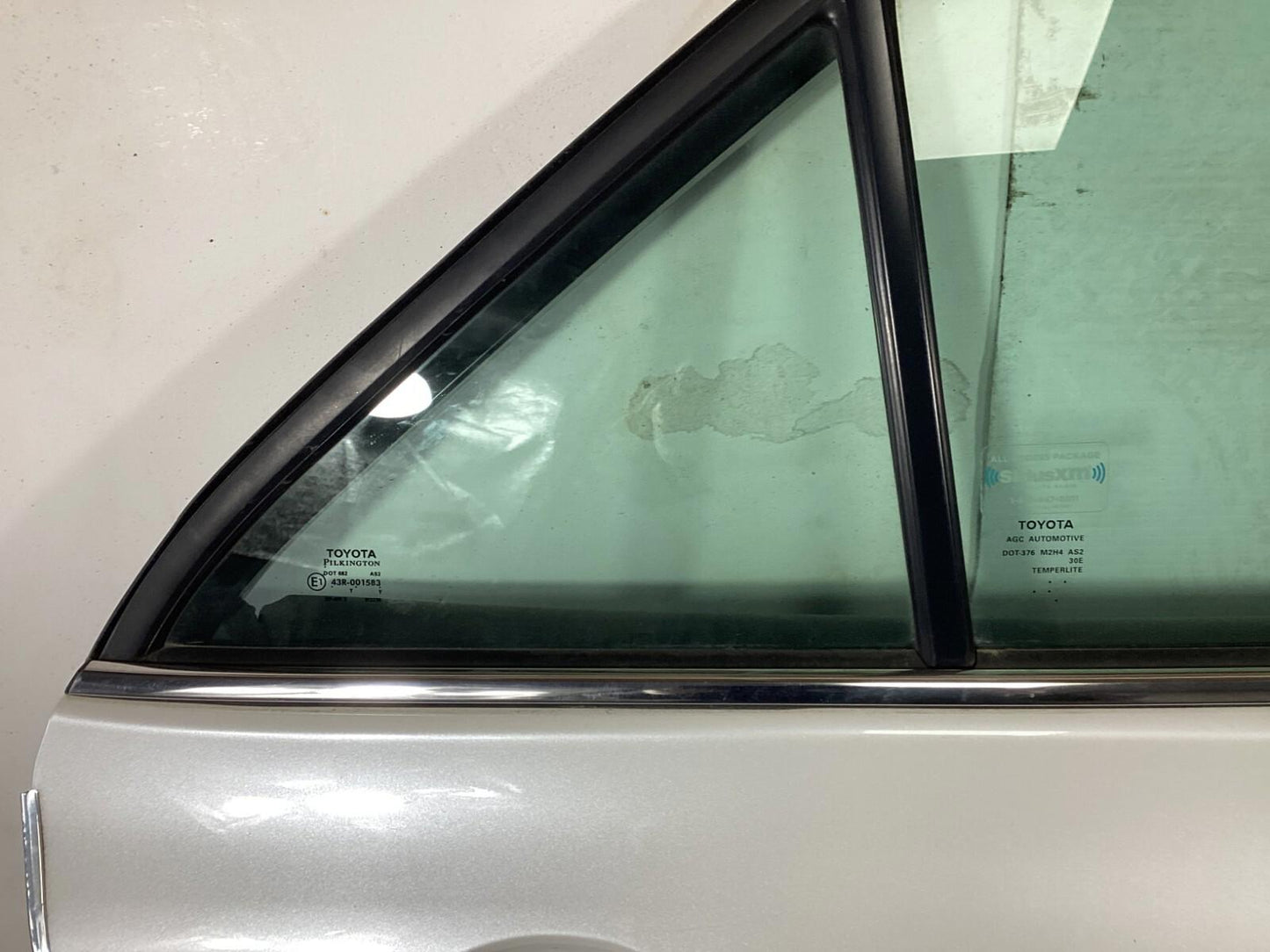 2012-2017 Toyota Camry Rear Passenger Side Complete Door Assembly w/ Glass - OEM