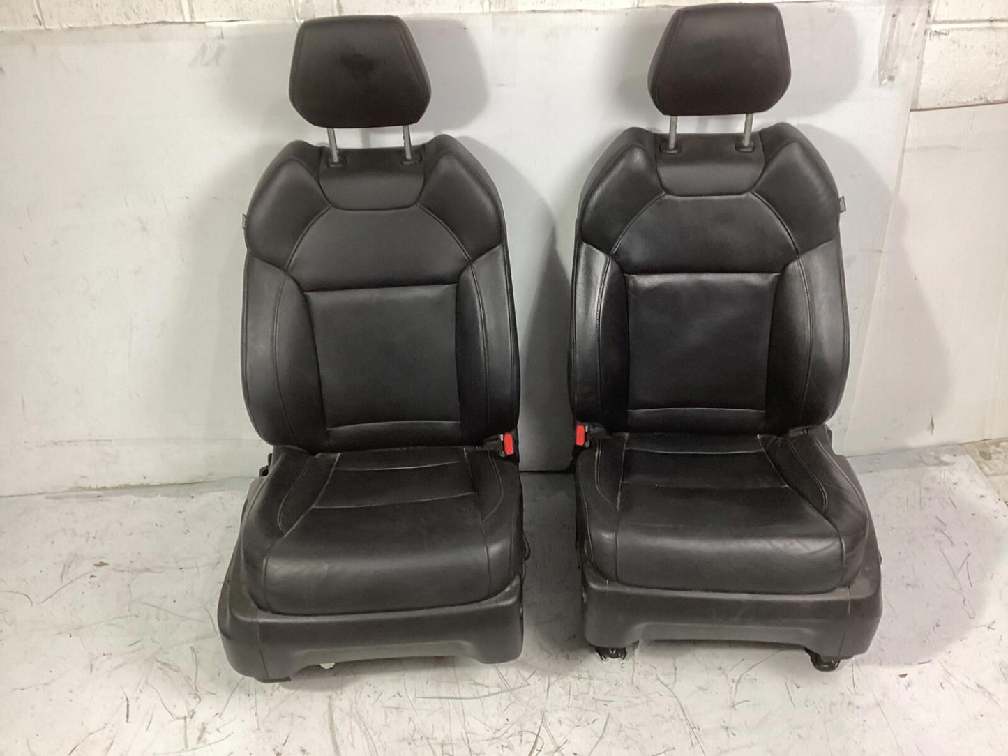 2014 – 2016 Acura MDX Front Driver and Passenger Side Seat Assembly OEM