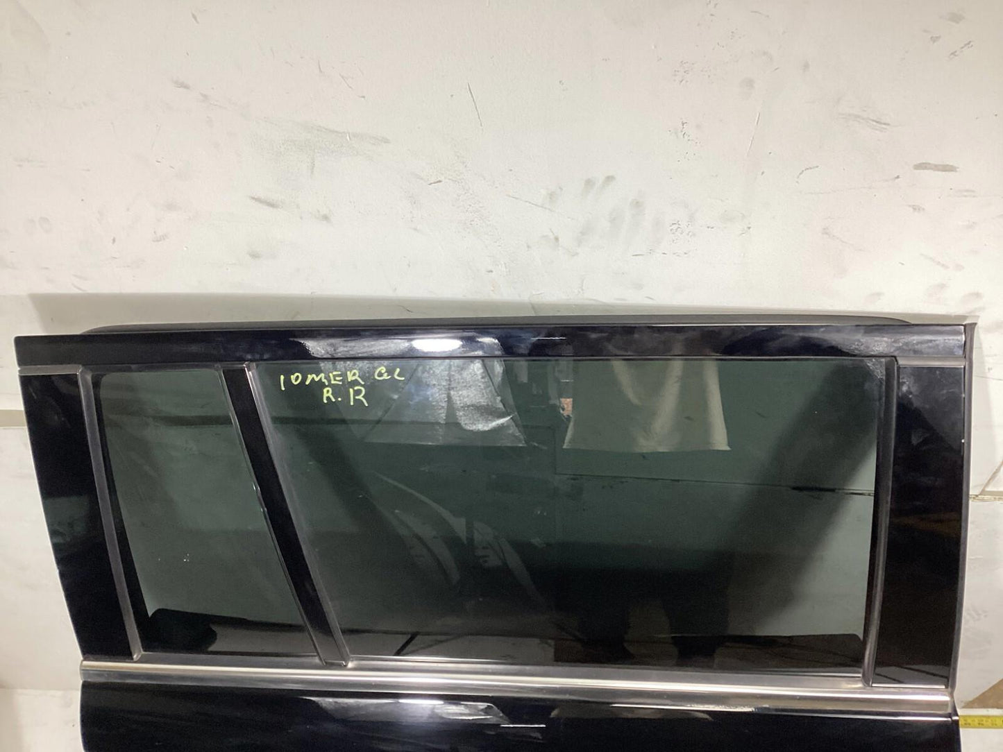 2009-2015 MERCEDES GL350 REAR RIGHT PASSENGER SIDE DOOR SHELL COVER ASSEMBLY OEM