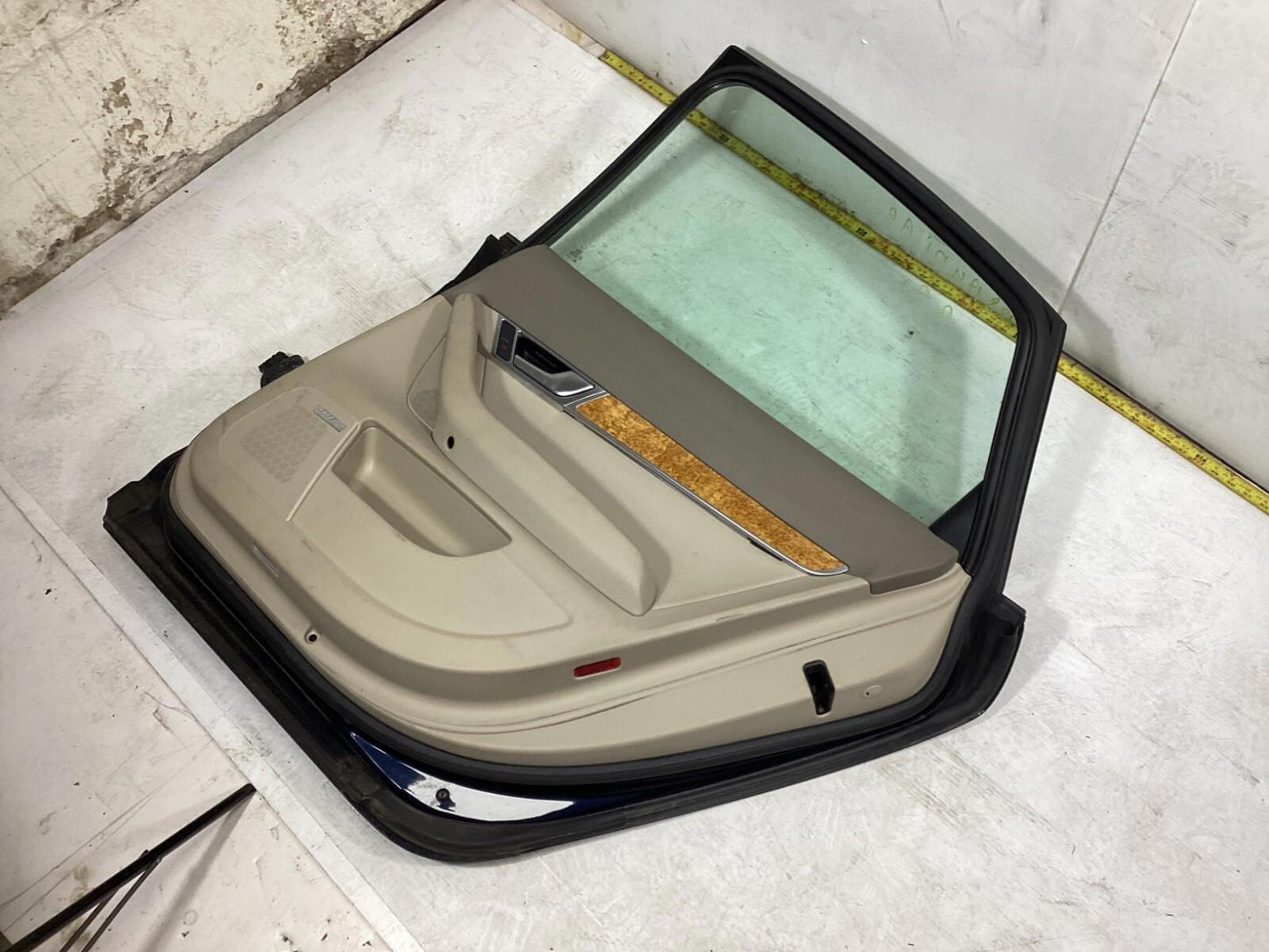 2008-2010 AUDI A6 - REAR RIGHT SIDE DOOR SHELL PANEL W/ GLASS OEM .