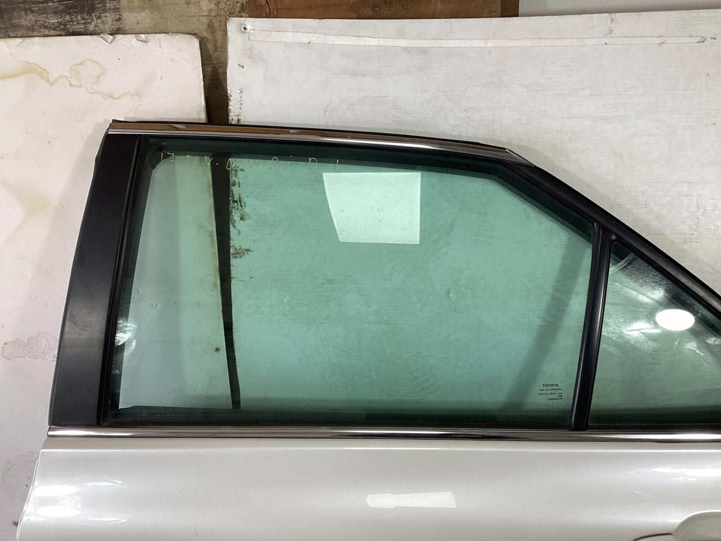 2015-2017 Toyota Camry Rear Driver Side Complete Door Assembly w/ Glass - OEM .
