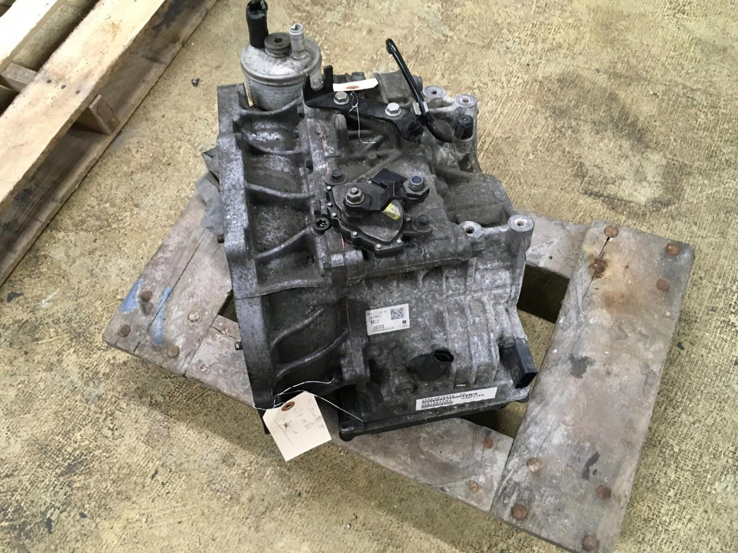 2011 - 2016 MINI COOPER COUNTRYMAN R60 1.6L AUTOMATIC TRANSMISSION 67K OEM .