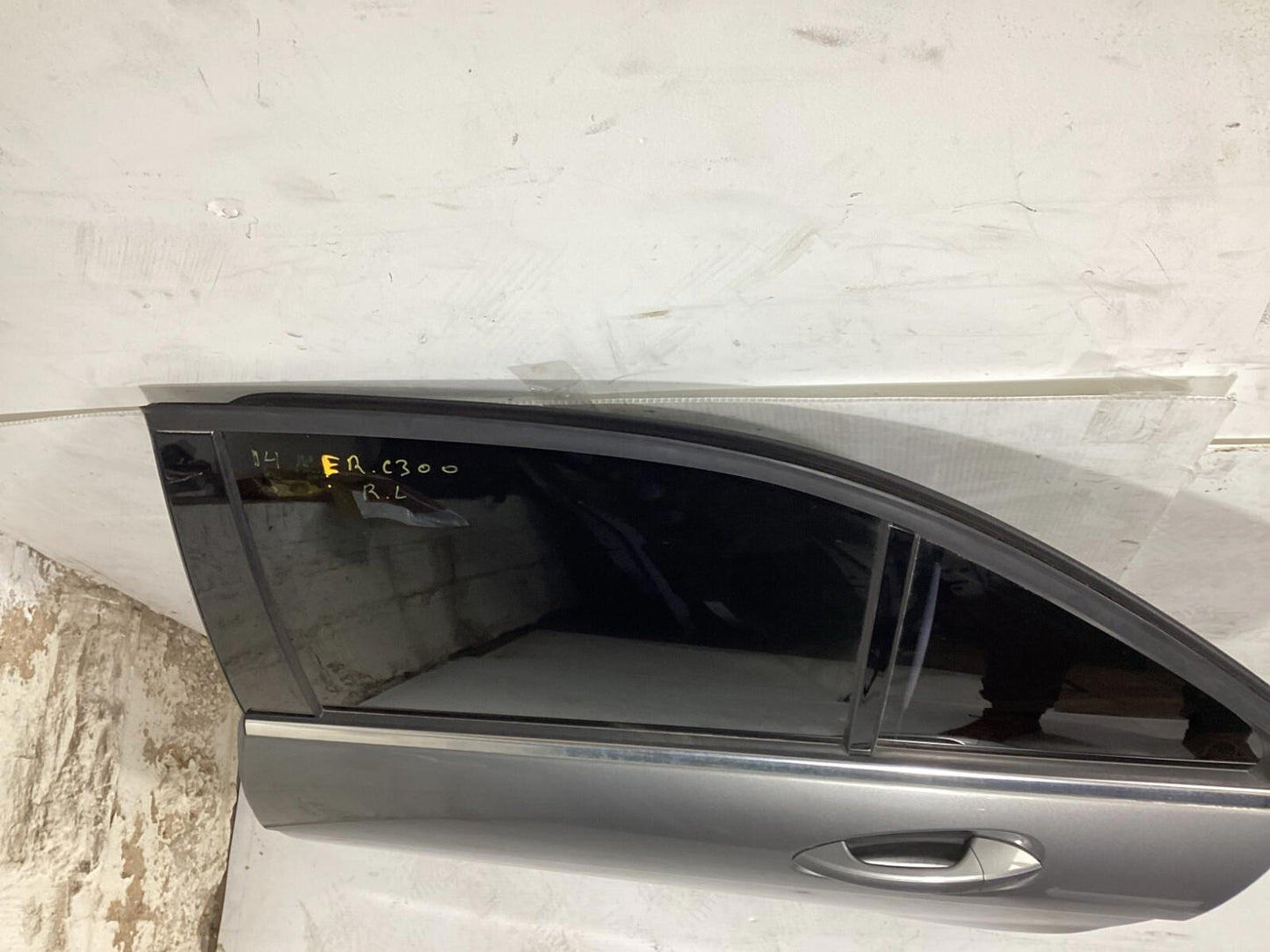 2008-2014 Mercedes Benz C250 C300 Rear LEFT DRIVER Side Door Assembly OEM .