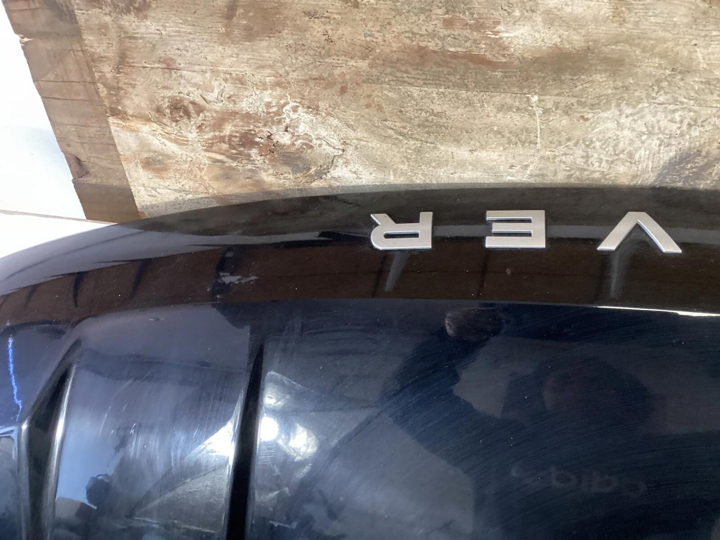 2010 - 2012 LAND ROVER RANGE ROVER HSE Hood Bonnet Shell Cover Panel OEM .