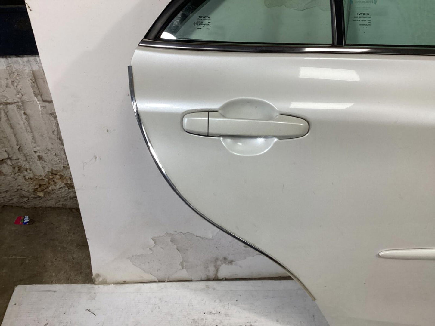 2012-2017 Toyota Camry Rear Passenger Side Complete Door Assembly w/ Glass - OEM