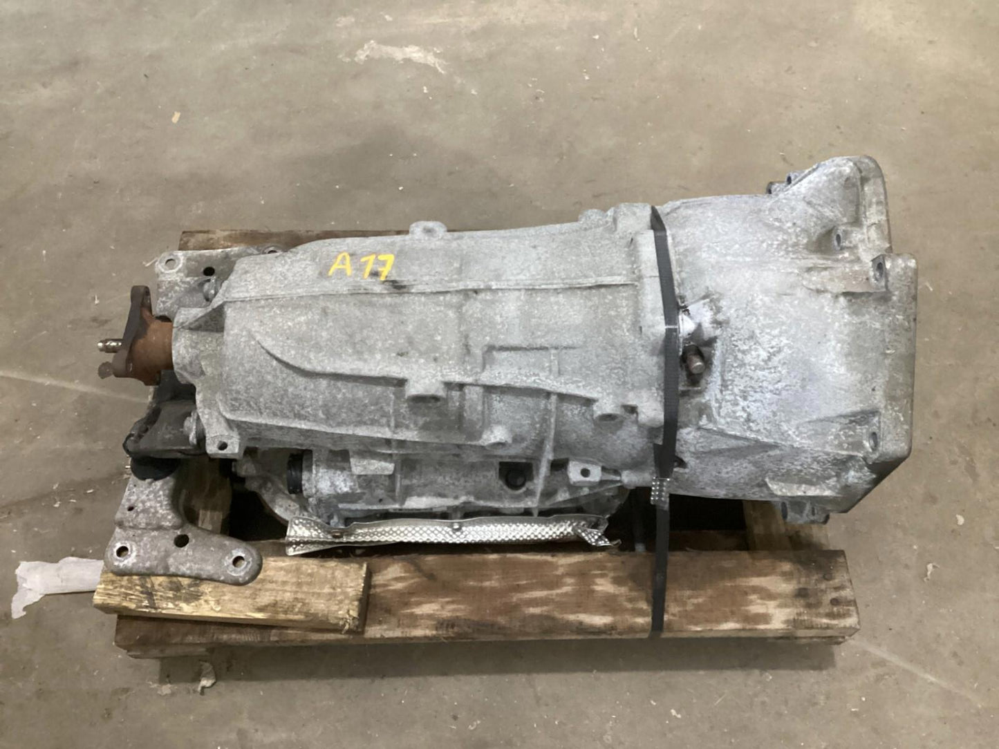 2007 - 2013 BMW 328i E90 Automatic Transmission Gear Box 24243511 OEM