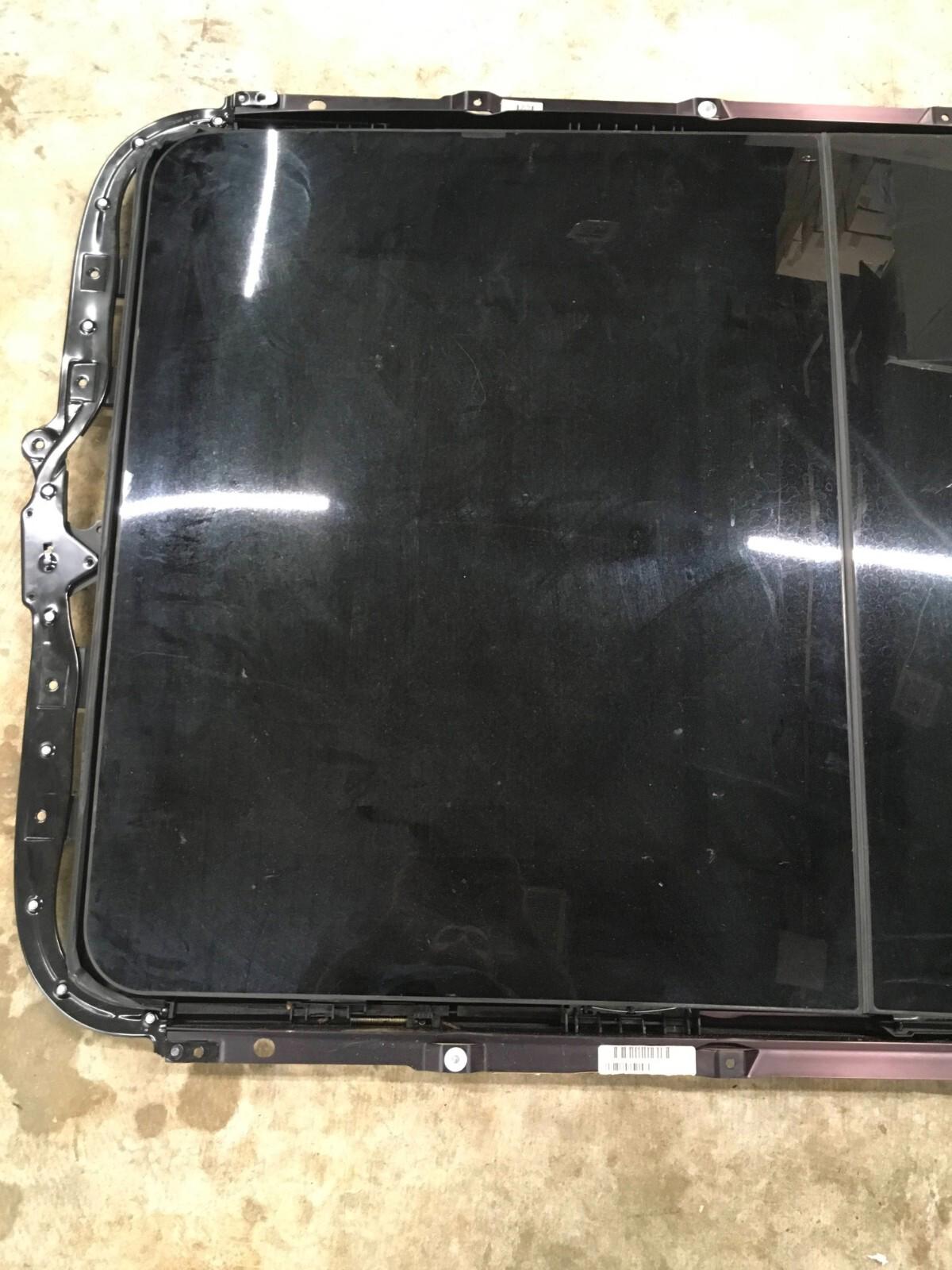 2007-2015 BMW X5 XDRIVE Complete Panoramic Sunroof Glass Frame Motor Assy OEM .
