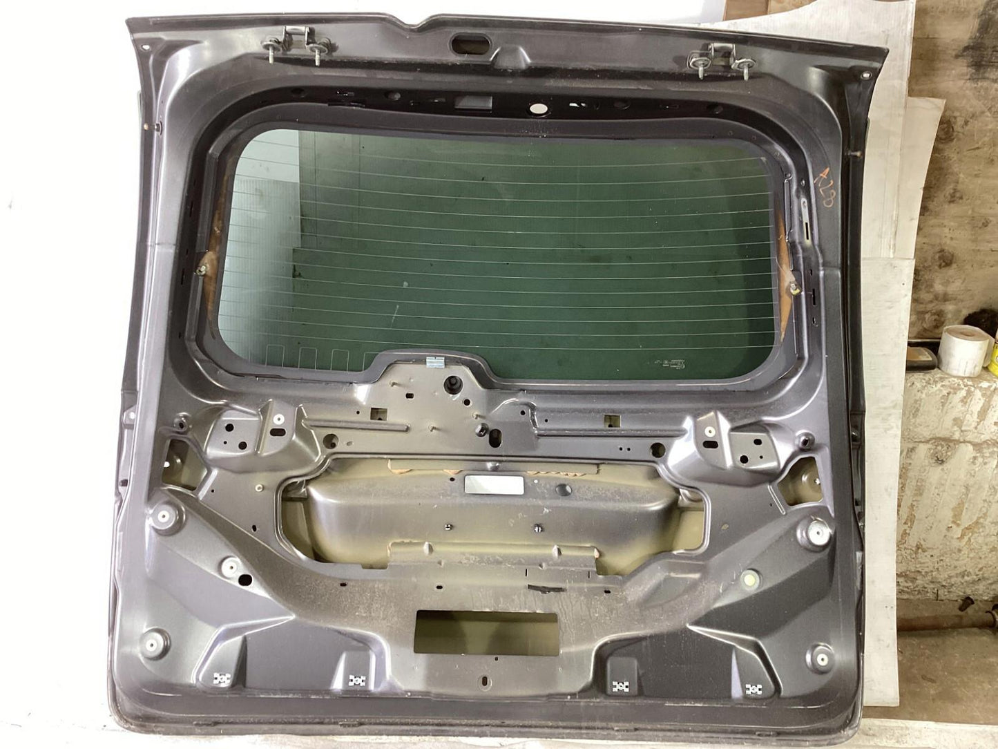2011-2018 Dodge Caravan Rear Tailgate Liftgate Shell Panel W/ Glass OEM