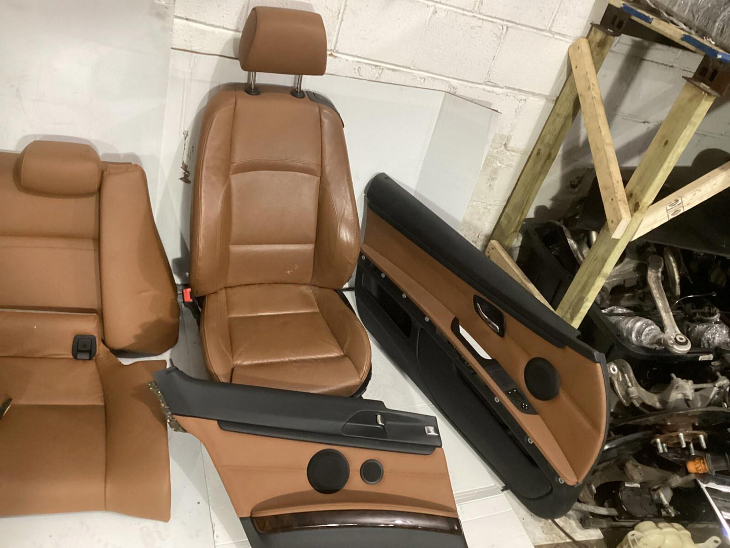 2007-2013 BMW 328i Coupe Front Rear Complete Seat Assembly & Door Panel Set OEM.