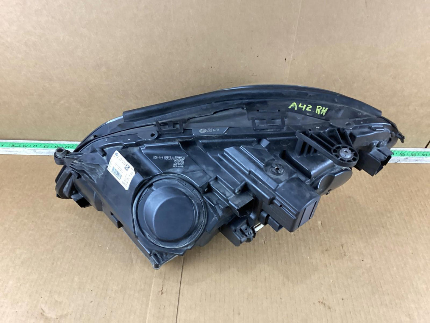 2012-2014 Mercedes-Benz E550 W212 Front Right Adaptiv LED Headlight Assembly OEM