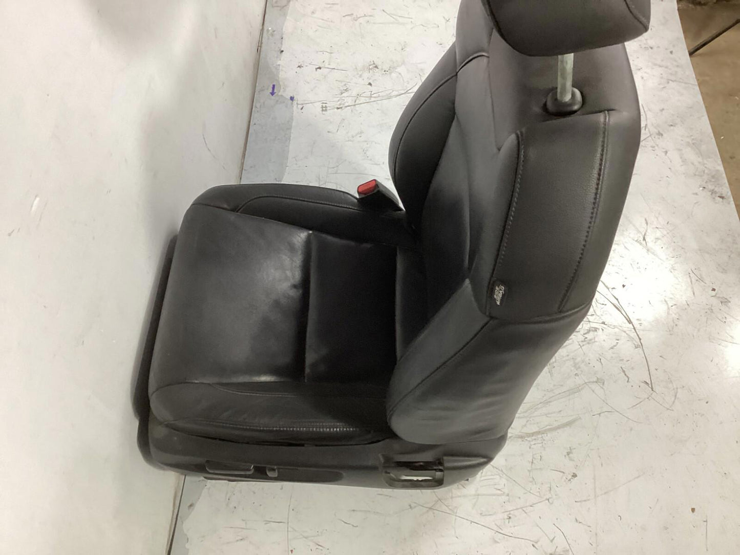 2014 – 2016 Acura MDX Front Driver and Passenger Side Seat Assembly OEM