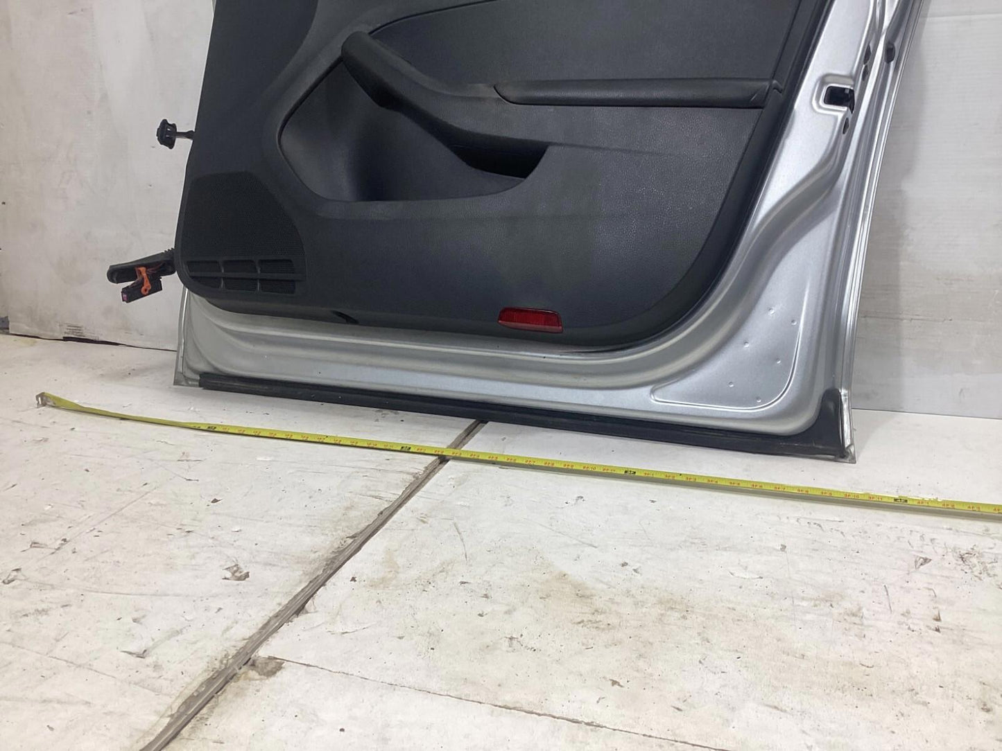 2011 - 2018 Volkswagen Jetta Front Right Side Door W/ Door Panel & Window OEM .
