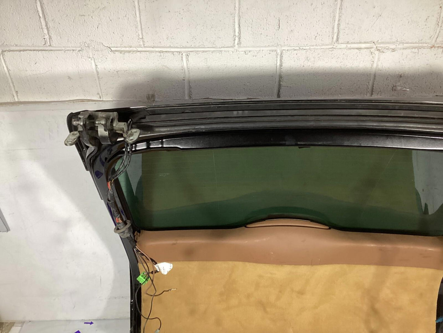 2008-2010 Porsche Cayenne Rear Tailgate Lift Gate Hatch OEM .