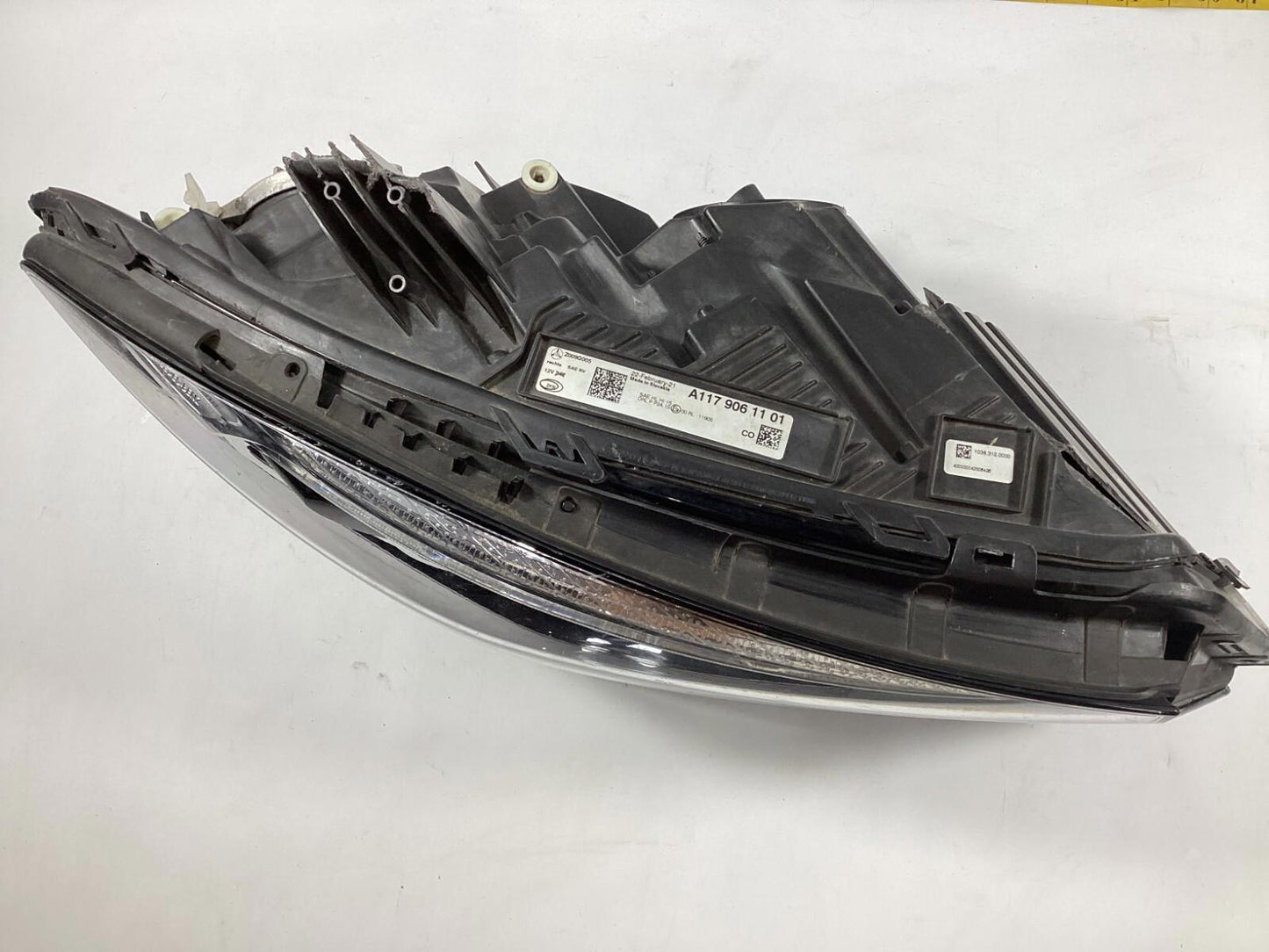 2016-2020 Mercedes-Benz CLA250 Right Side LED Headlight A1179061101 OEM .