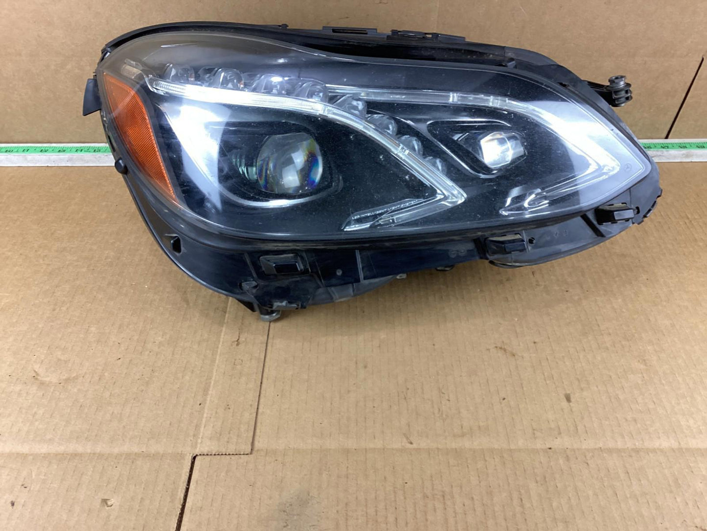2012-2014 Mercedes-Benz E550 W212 Front Right Adaptiv LED Headlight Assembly OEM