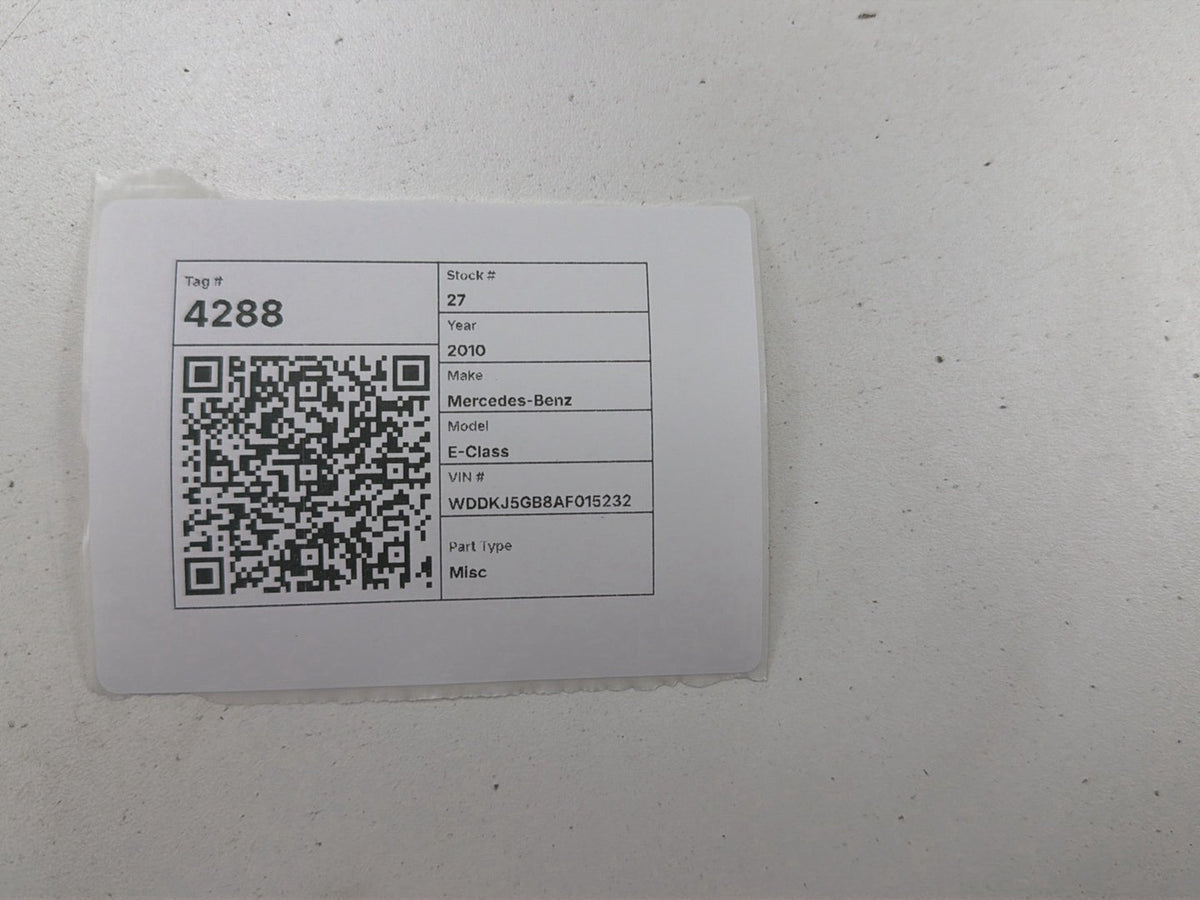2010-2013 Mercedes-Benz E-Class-Communication Interface Module A2048708626 OEM