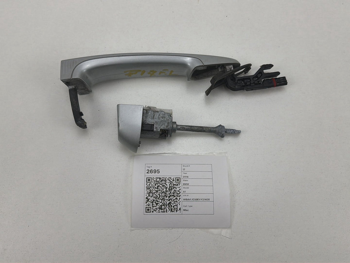 2013-2014 BMW X1 E84- Left Front Door Exterior Handle OEM