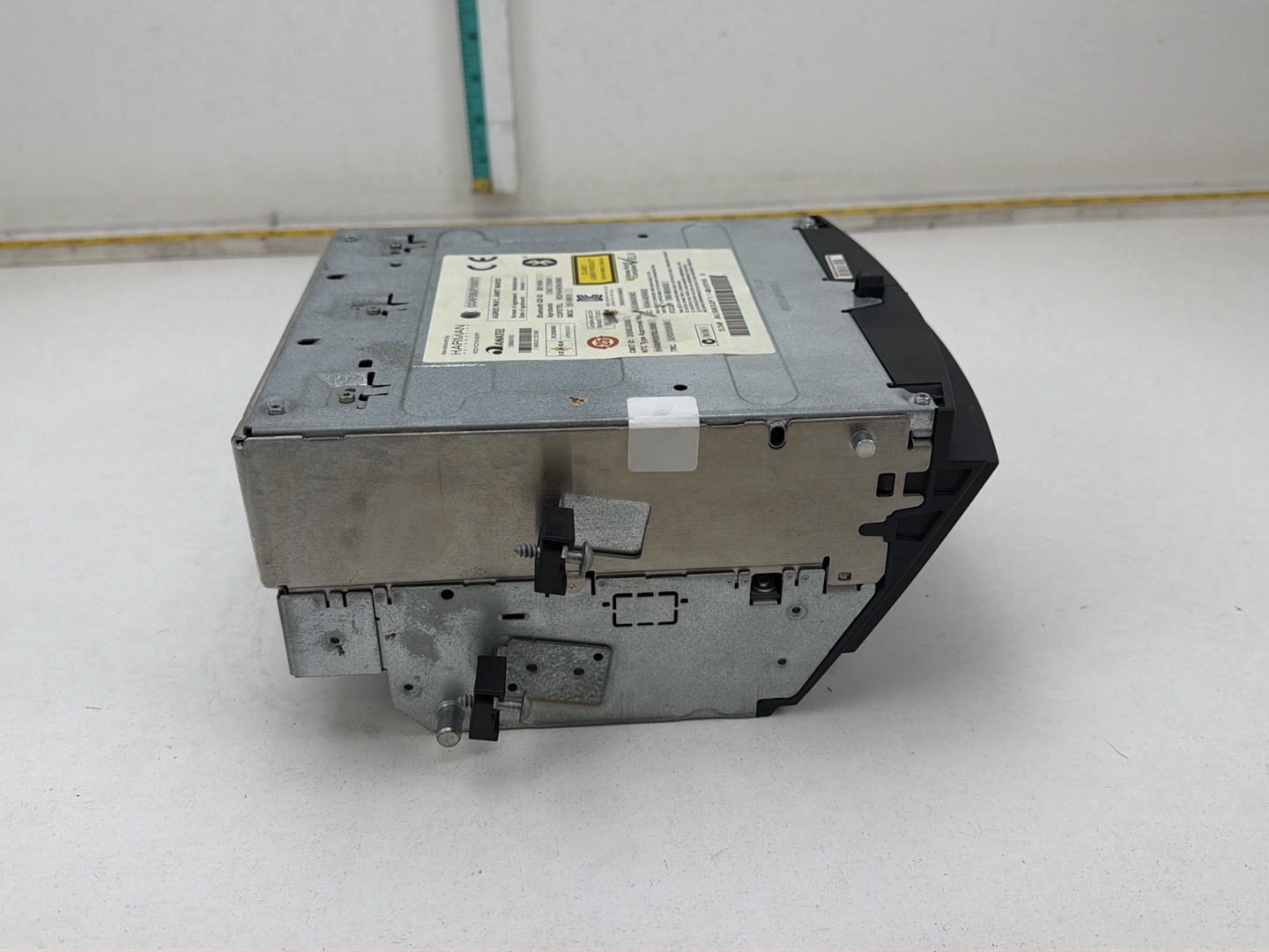 2007-2013 Mercedes-Benz S-Class W221 550 DVD Changer PN: A2218702486 OEM