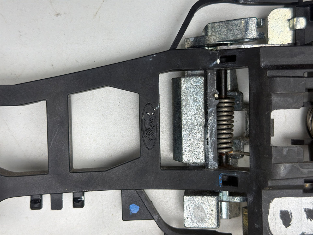2013-2018 Ford C-Max Front Left Driver Side Door Lock Actuator Latch Carrier OEM