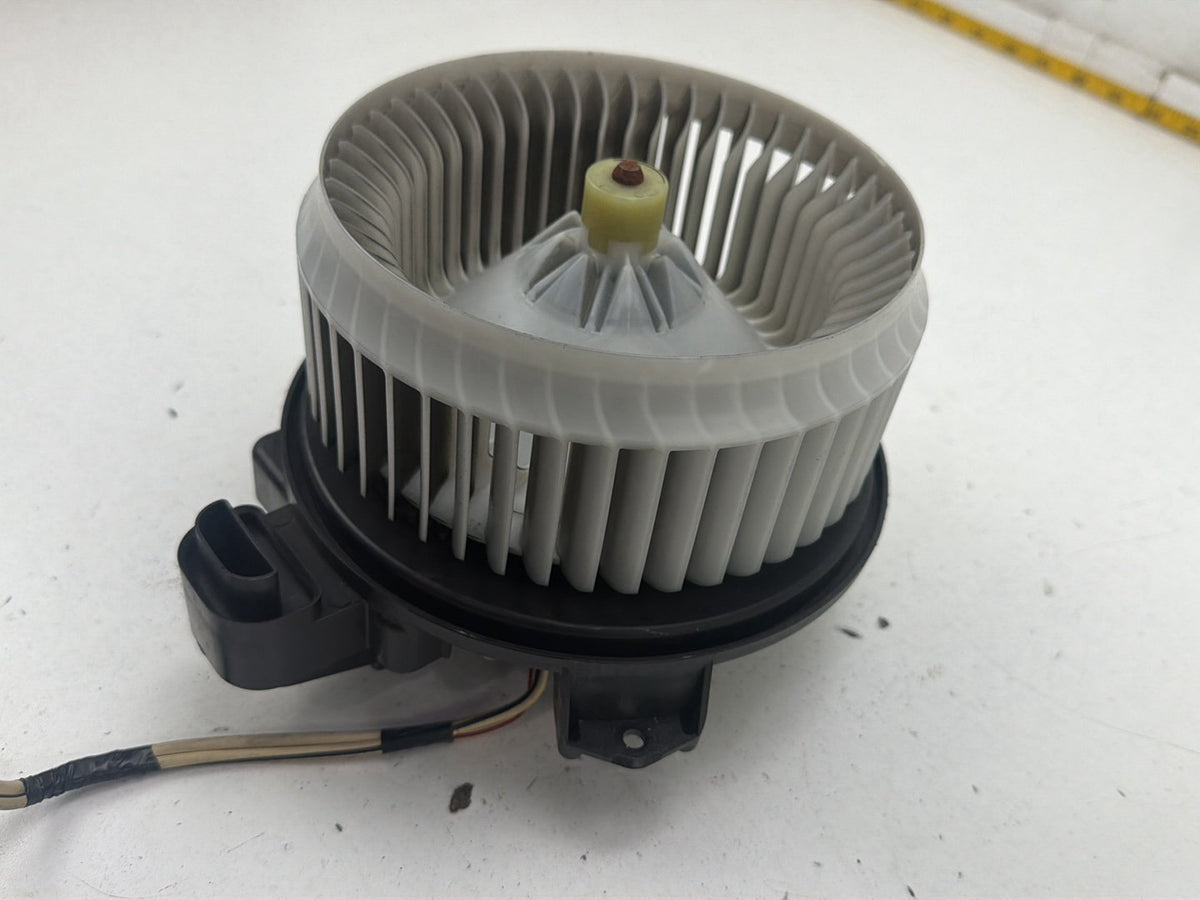 2012-2017 Toyota Camry HVAC Heater AC Blower Motor Fan Assembly OEM