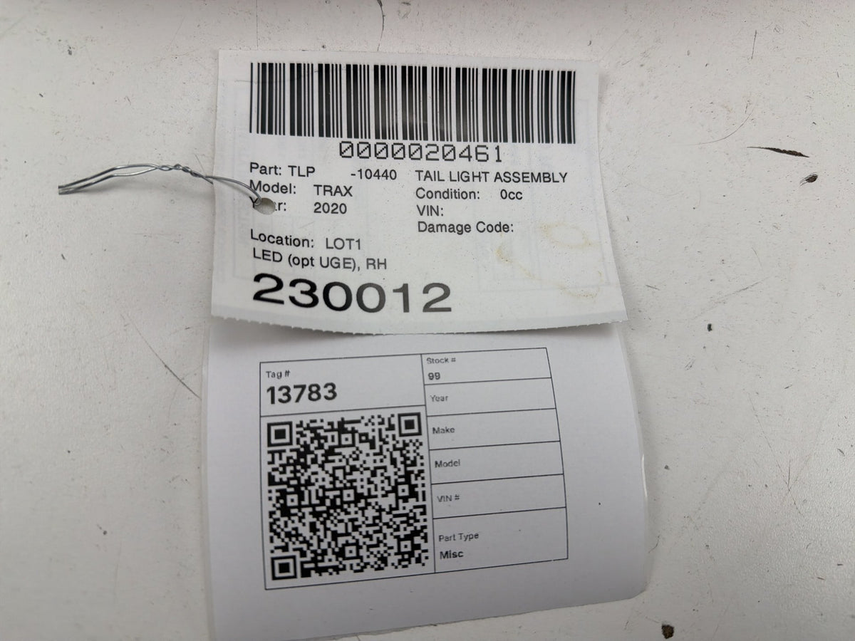 2017-2022 Chevrolet Trax Right Passenger Side Tail Light LED Opt Uge OEM