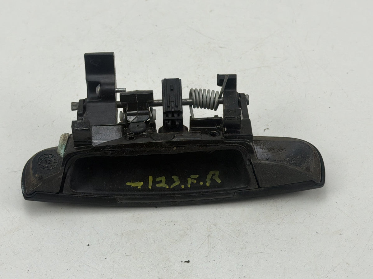 2011-2014 Dodge Charger Front Right Side Exterior Door Handle 31195N OEM
