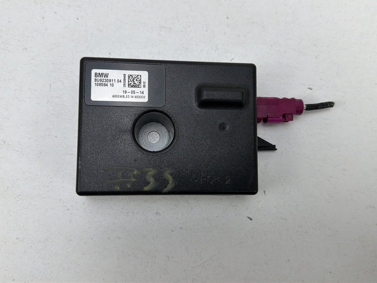 2014-2016 BMW 228i F22- Backup Radio Antenna Amplifier Module BU9230911 04 OEM