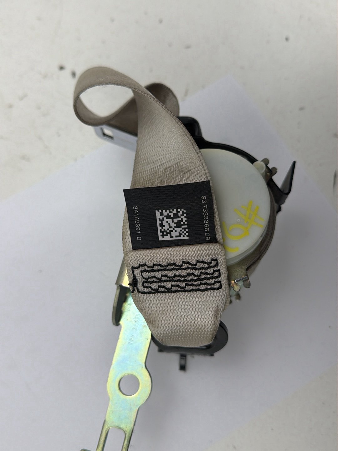2011-2016 BMW 5 Series 528i 535i 550i F10 Rear Right Seat Belt Retractor OEM