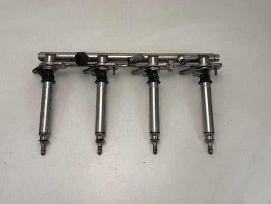 2012-2018 Mercedes-Benz S-Class W221 Right Fuel Rail Injectors A2780780645 OEM